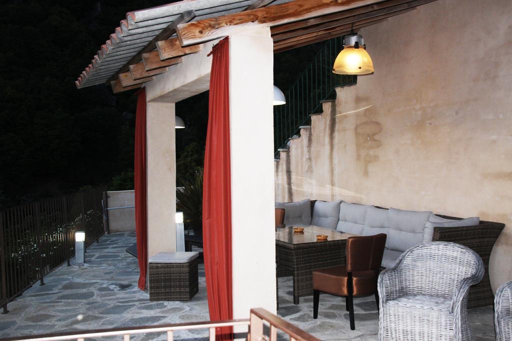 Casa Di Lucia Mi-Hotel Mazzola Exterior foto